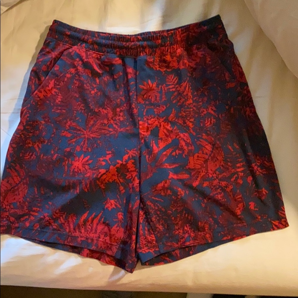 Lululemon Pace Breaker shorts